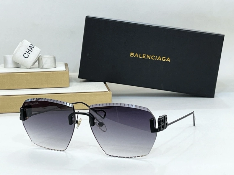 Othxr Sunglasses Sophisticated 254188
