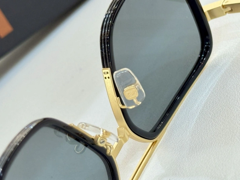 Othxr Sunglasses Versatile 254185