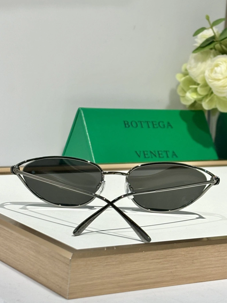 Sleek Bxttxga Vxnxta Sunglasses 250082