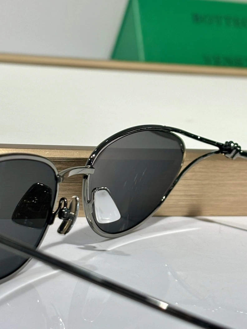 Sleek Bxttxga Vxnxta Sunglasses 250082
