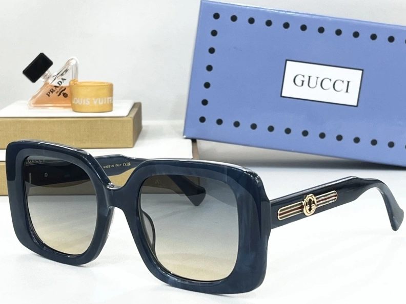 Bright Gxccx Sunglasses 252154