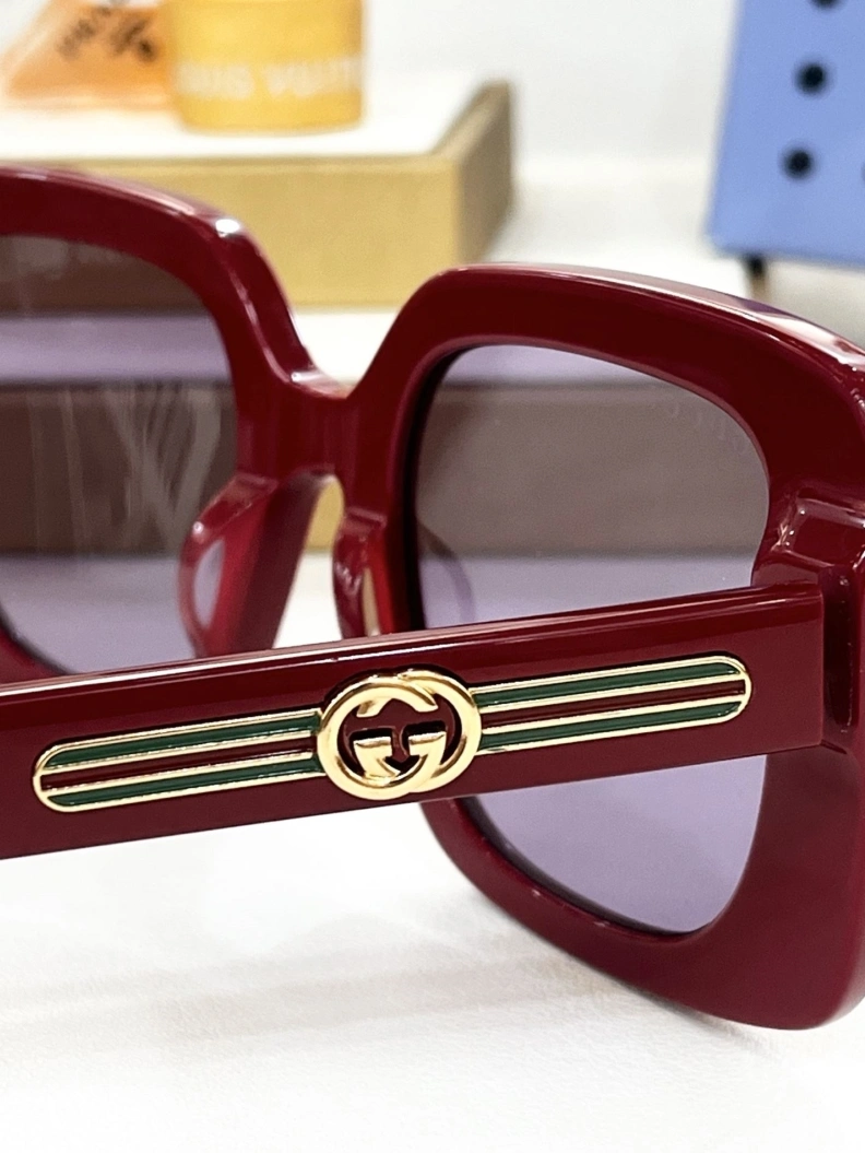 Bright Gxccx Sunglasses 252154