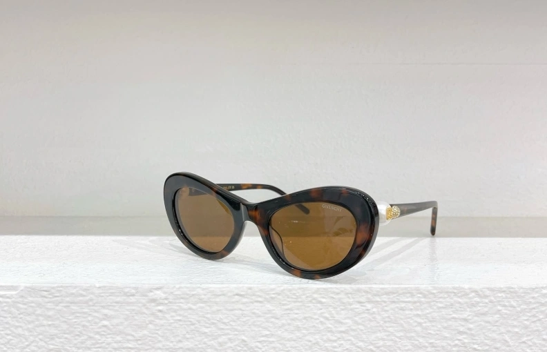 Othxr Sunglasses Trendy 254109