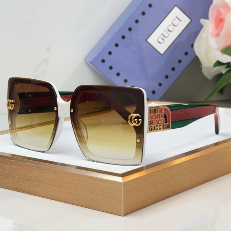 Gxccx Sunglasses WellDesigned 252146