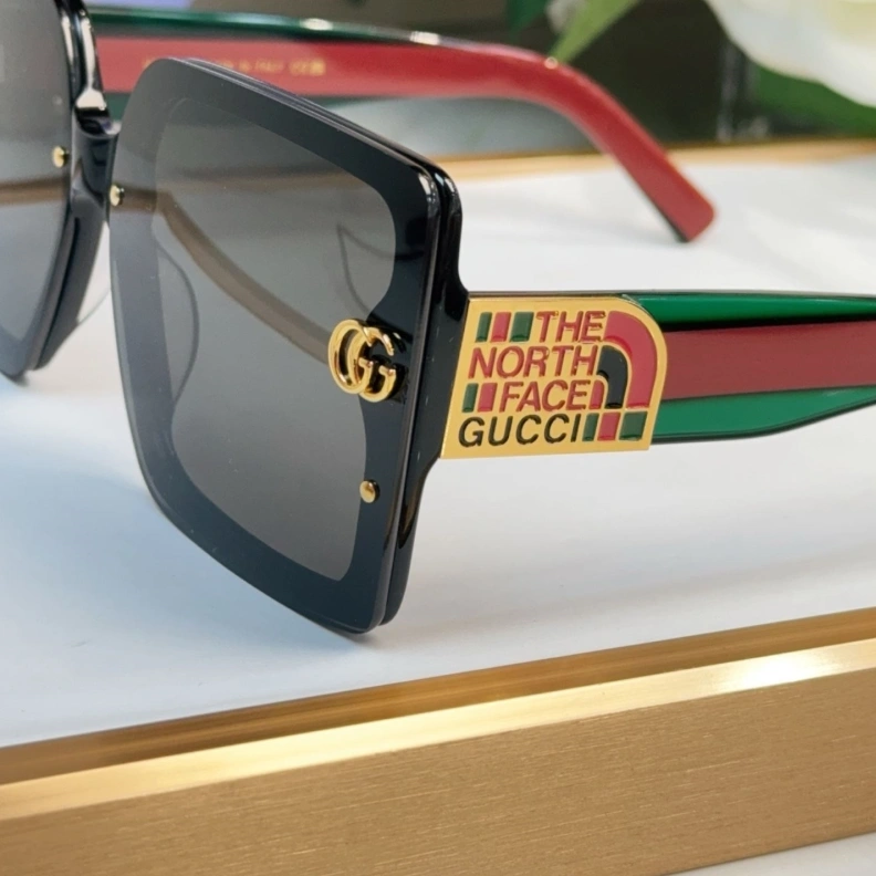 Gxccx Sunglasses WellDesigned 252146