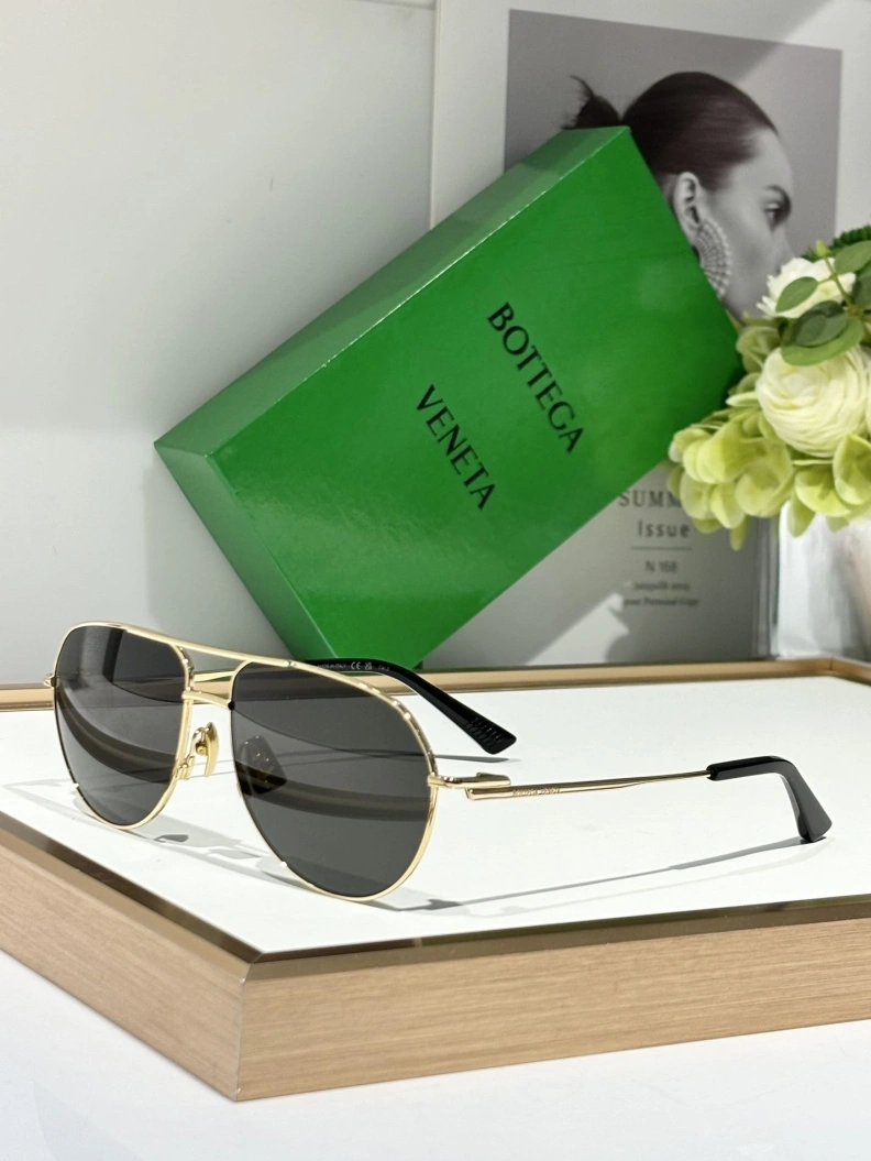 Bold Bxttxga Vxnxta Sunglasses 250072