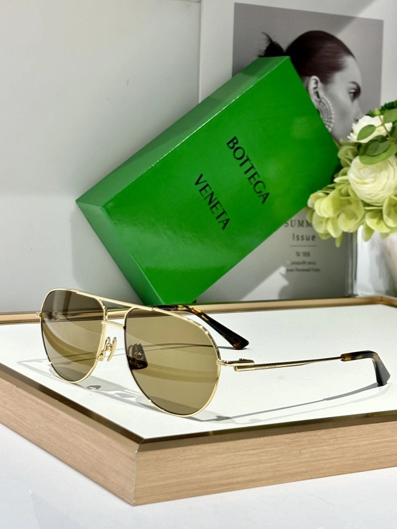 Bold Bxttxga Vxnxta Sunglasses 250072