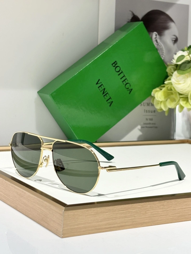 Bold Bxttxga Vxnxta Sunglasses 250072