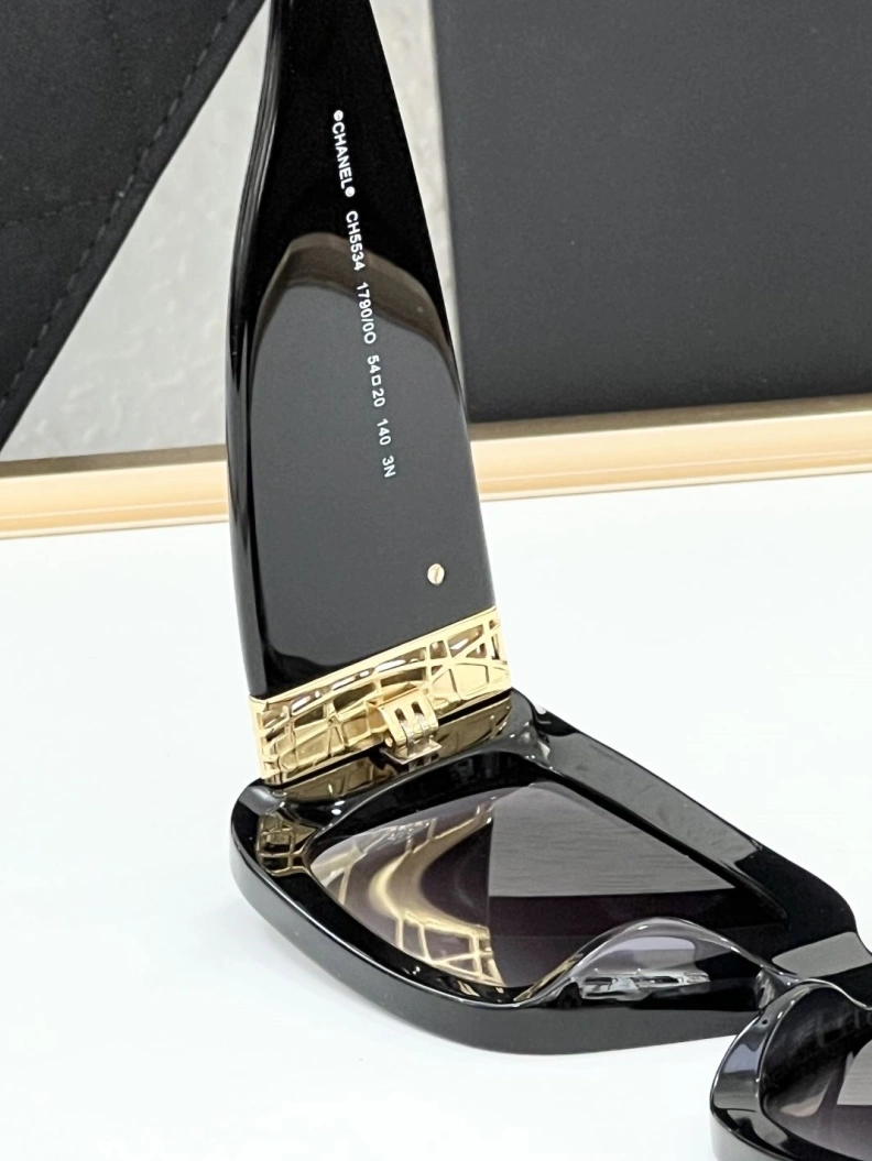 Comfortable Chxnxl Sunglasses 250929