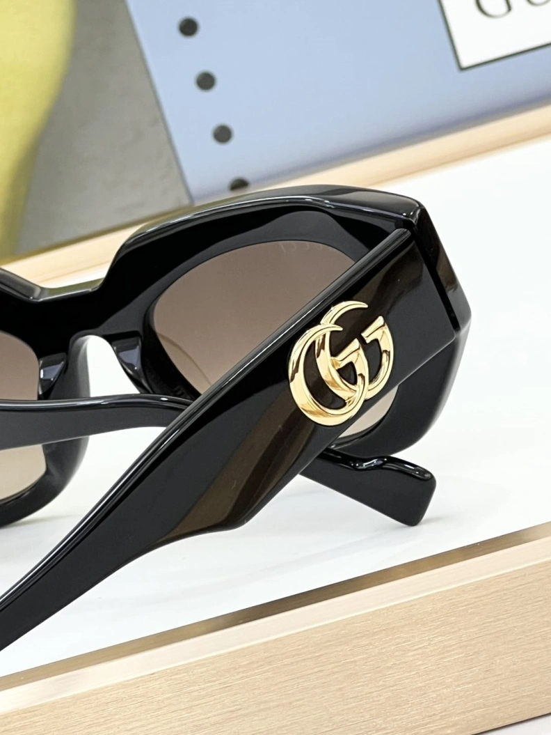 Efficient Gxccx Sunglasses 252123