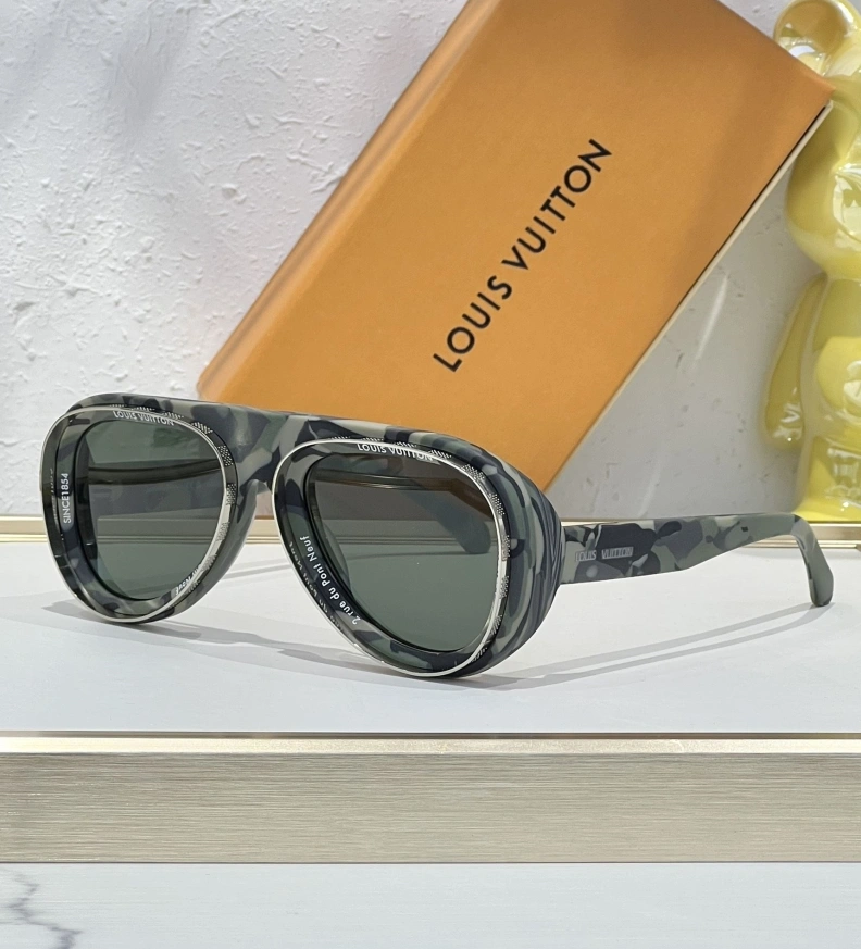 Othxr Sunglasses Trendy 254089