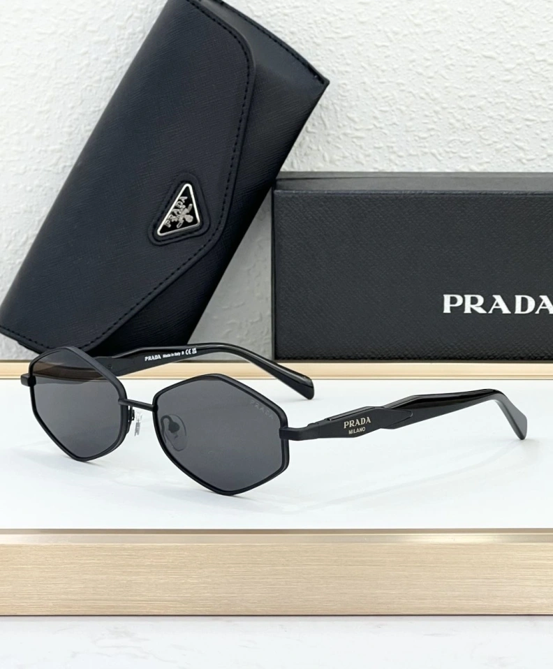 Modern Othxr Sunglasses 254100