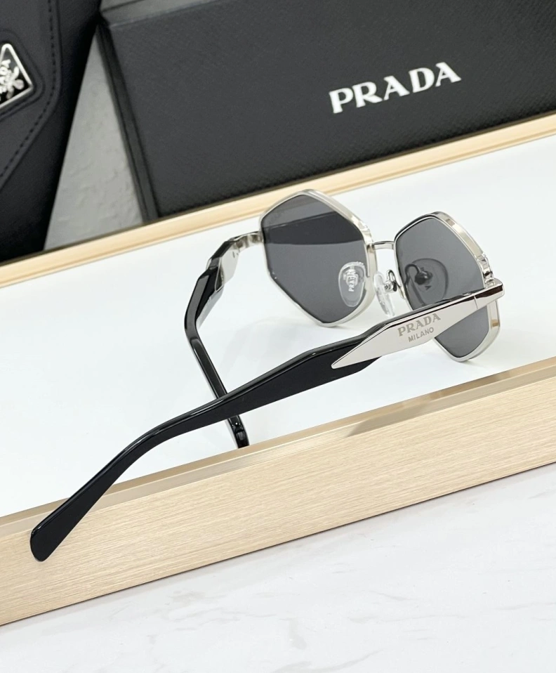 Modern Othxr Sunglasses 254100