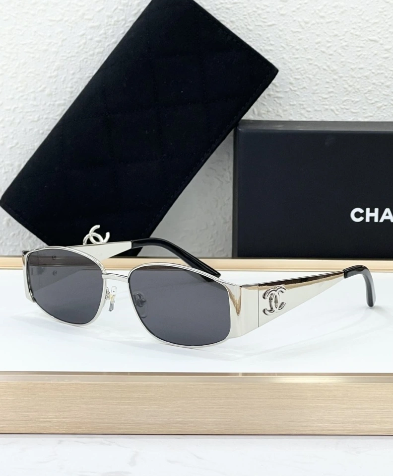 Sophisticated Chxnxl Sunglasses 250917
