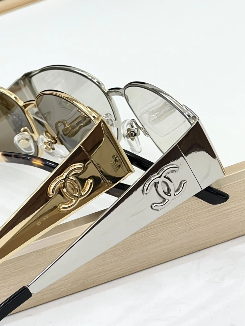 Sophisticated Chxnxl Sunglasses 250917
