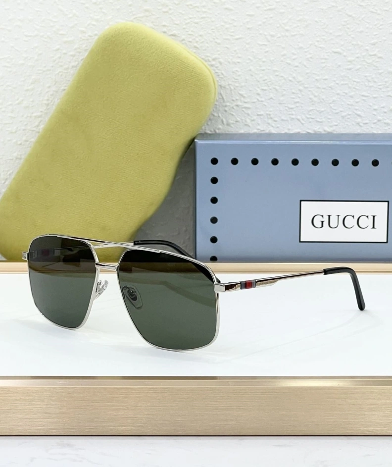 Gxccx Sunglasses Sleek 252098