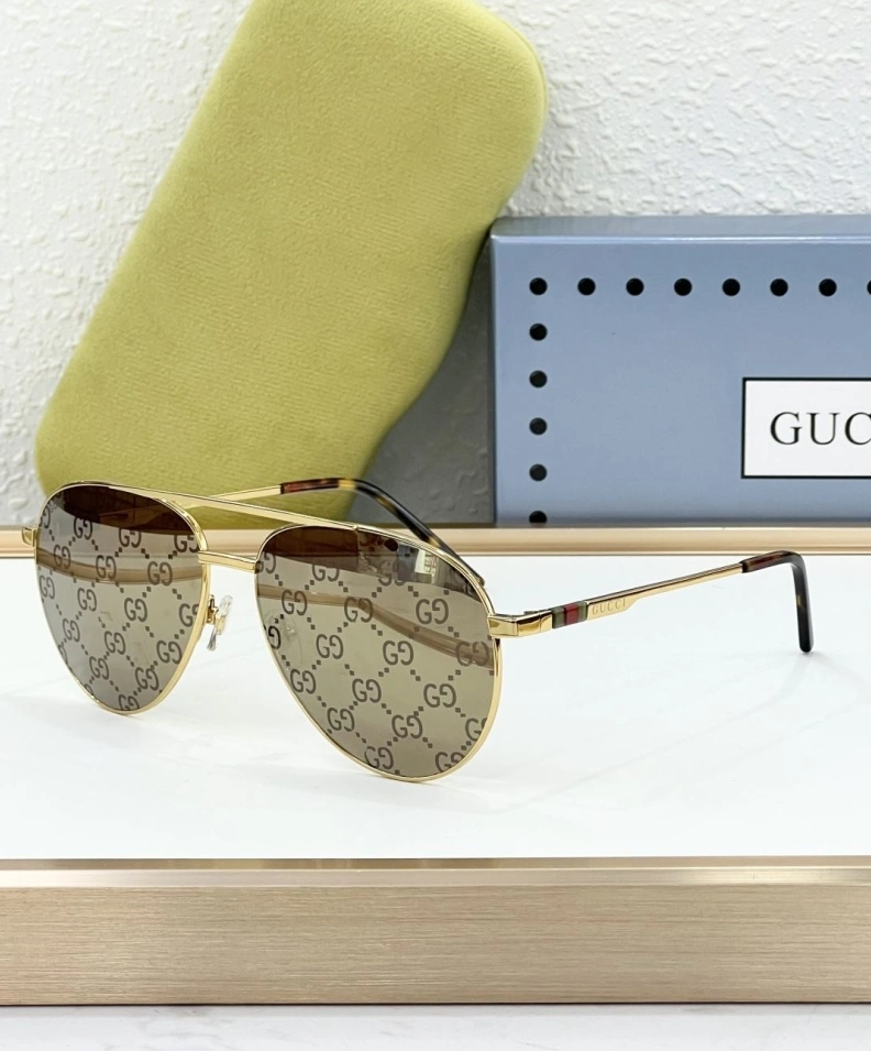 Versatile Gxccx Sunglasses 252088