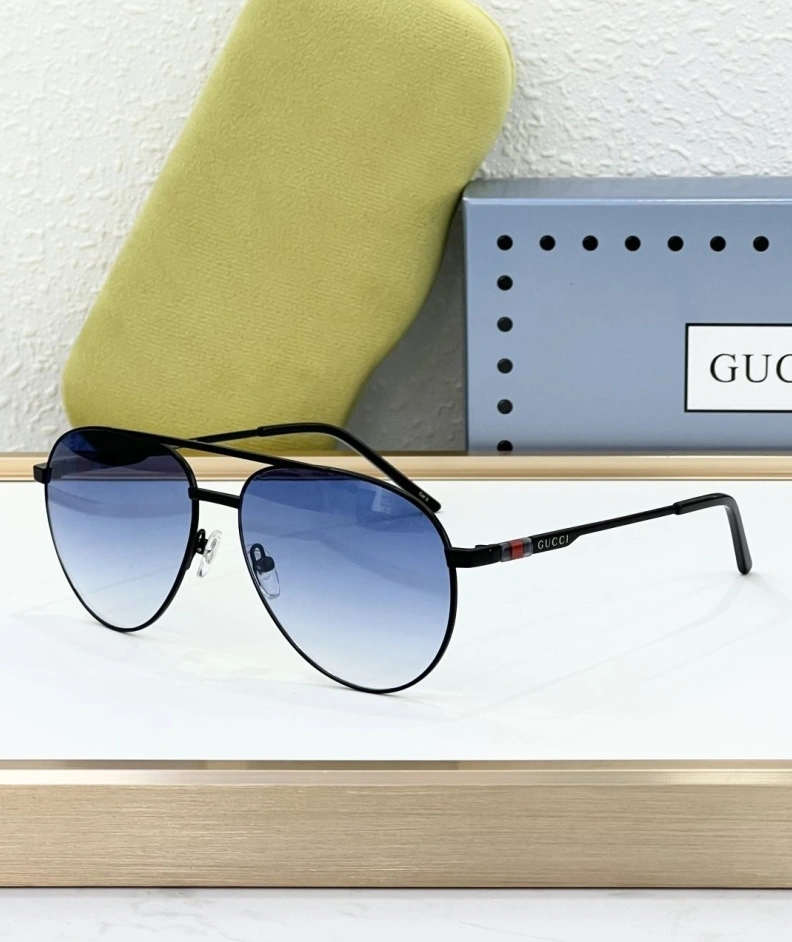 Versatile Gxccx Sunglasses 252088
