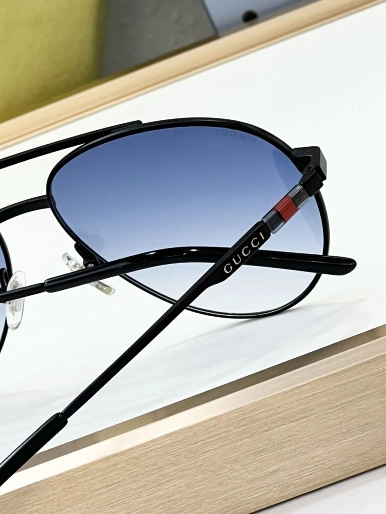 Versatile Gxccx Sunglasses 252088