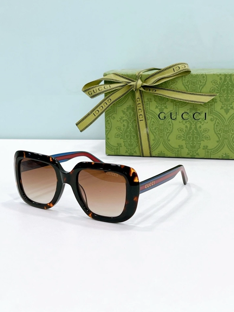 Gxccx Sunglasses UrbanStyle 252102
