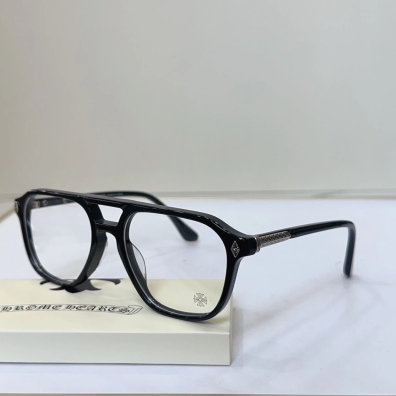 Bold Chrxmx Hxxrts Sunglasses 251250