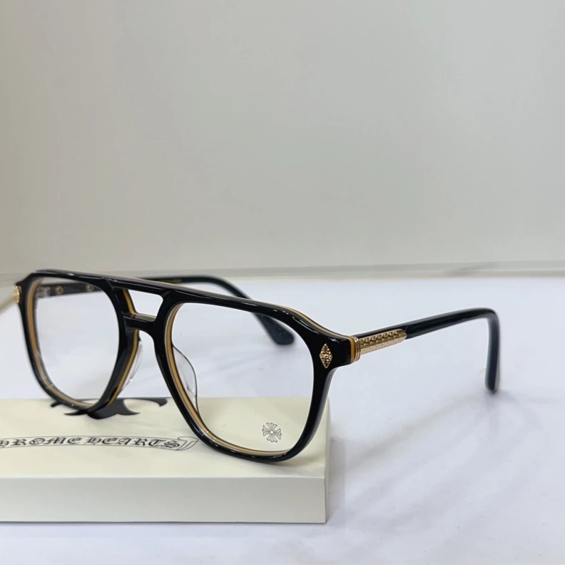 Bold Chrxmx Hxxrts Sunglasses 251250
