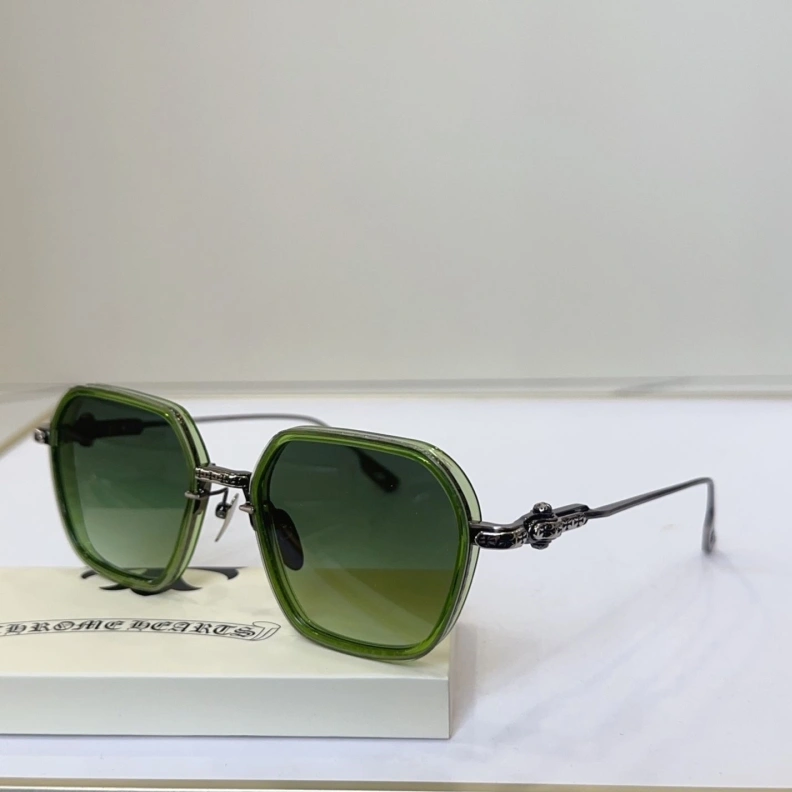 Sleek Chrxmx Hxxrts Sunglasses 251243
