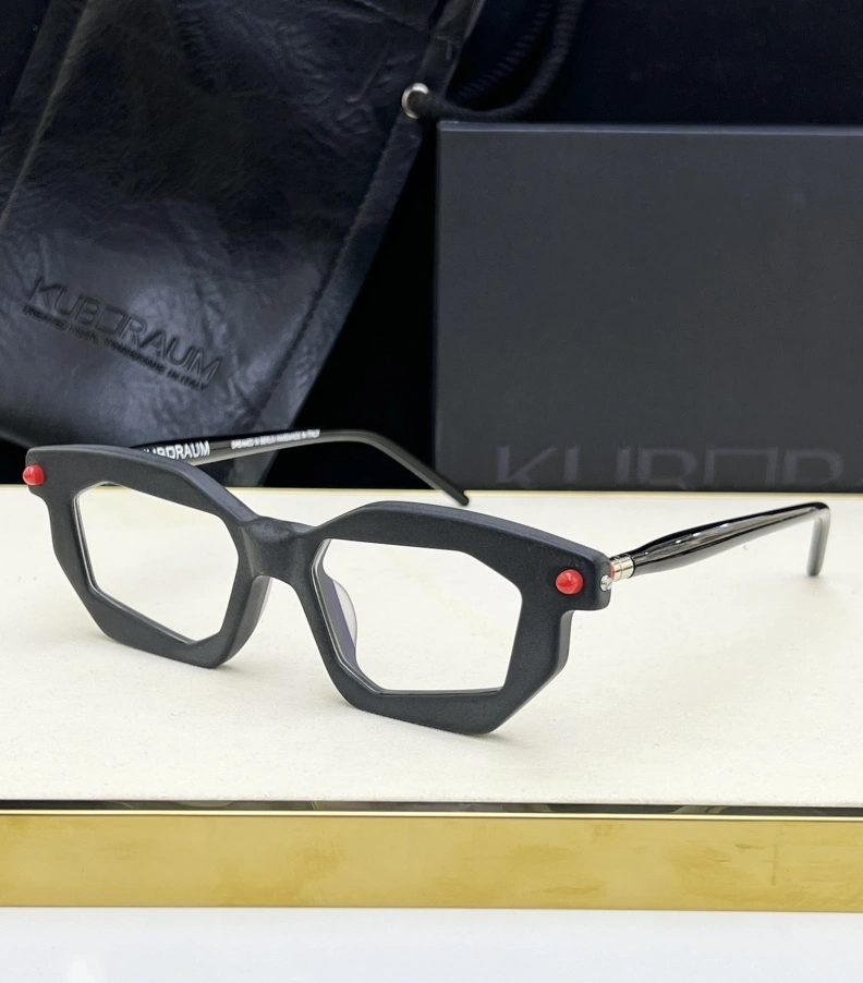 Sophisticated Othxr Sunglasses 254010