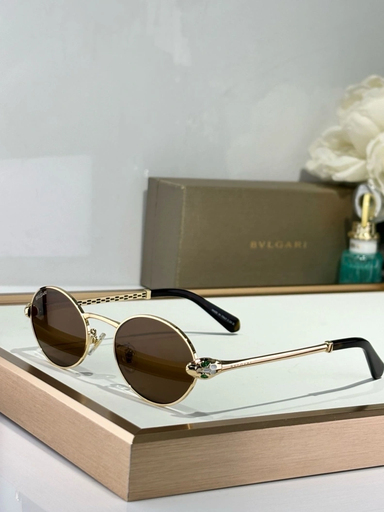 Othxr Sunglasses EyeCatching 253999