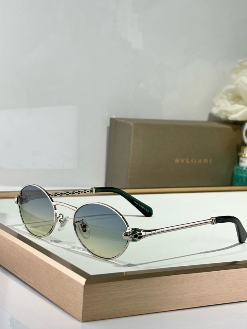Othxr Sunglasses EyeCatching 253999