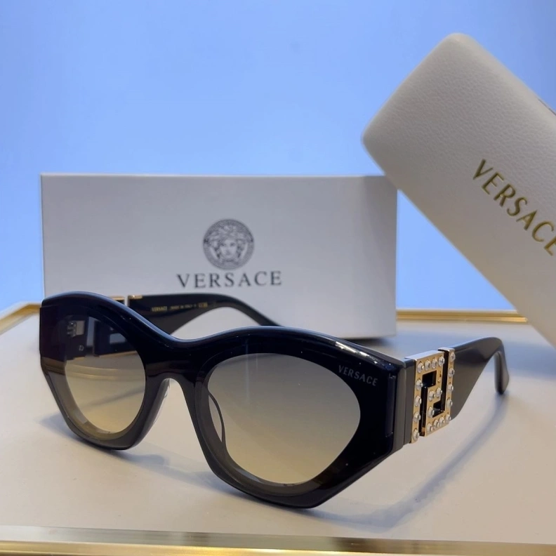 EyeCatching Vxrsxce Sunglasses 255240
