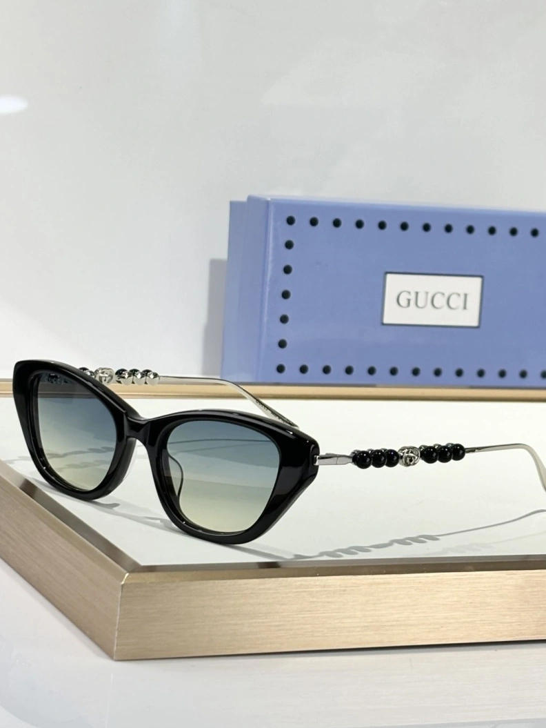 Gxccx Sunglasses EyeCatching 252121