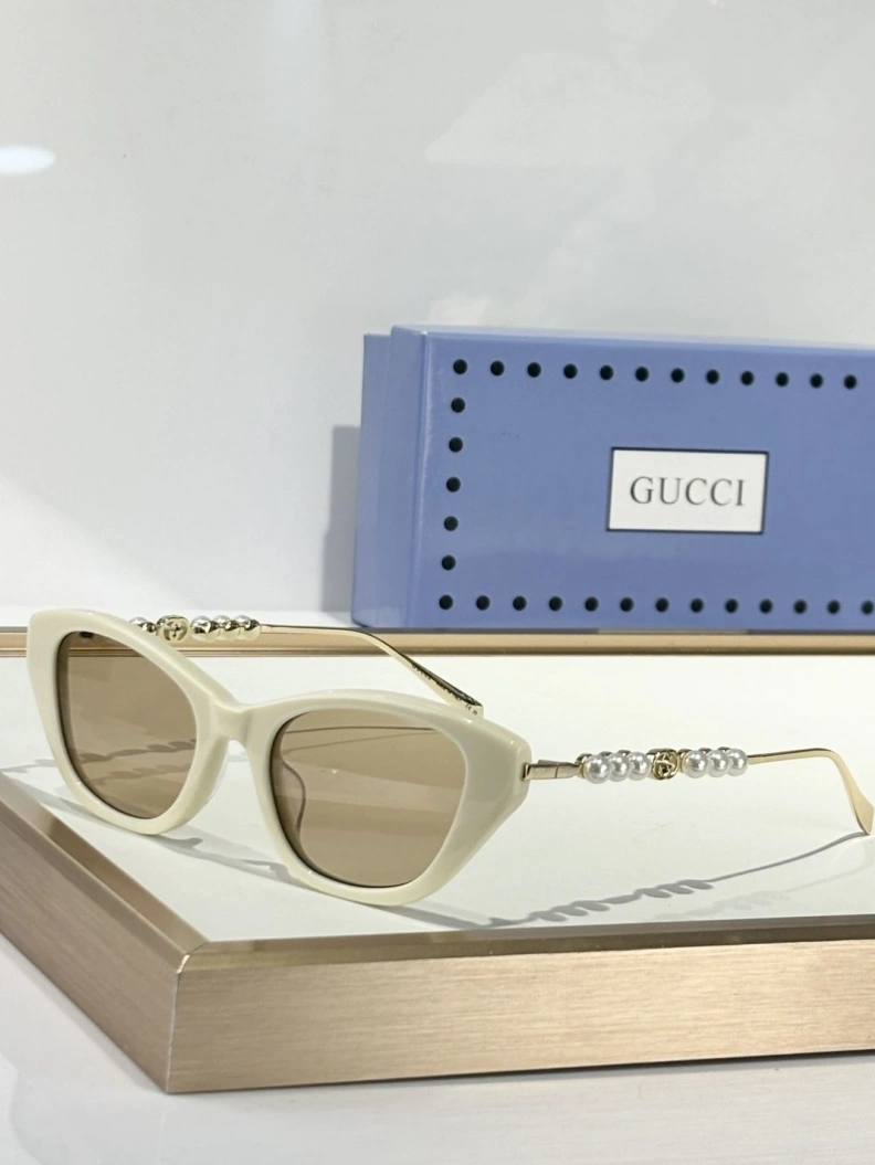 Gxccx Sunglasses EyeCatching 252121