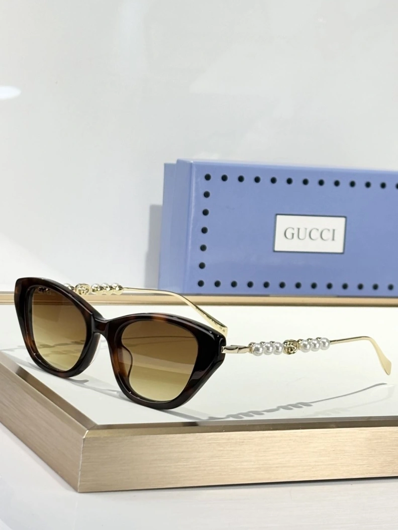 Gxccx Sunglasses EyeCatching 252121
