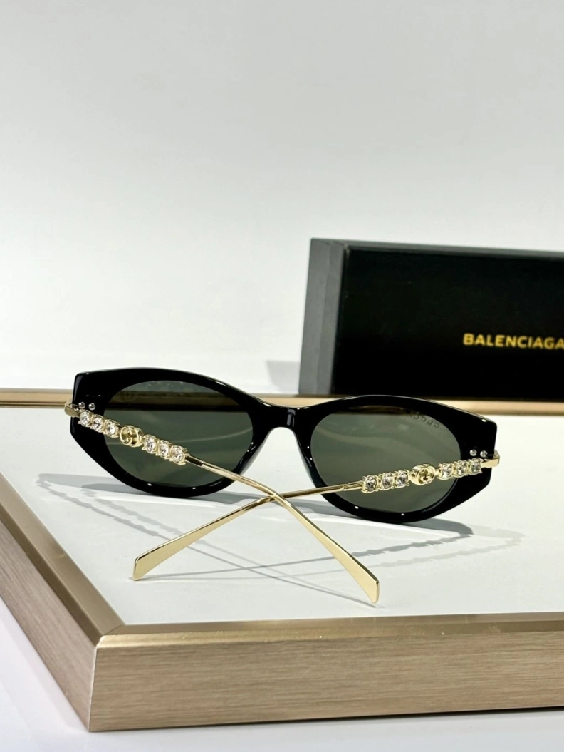 Gxccx Sunglasses Sleek 252105
