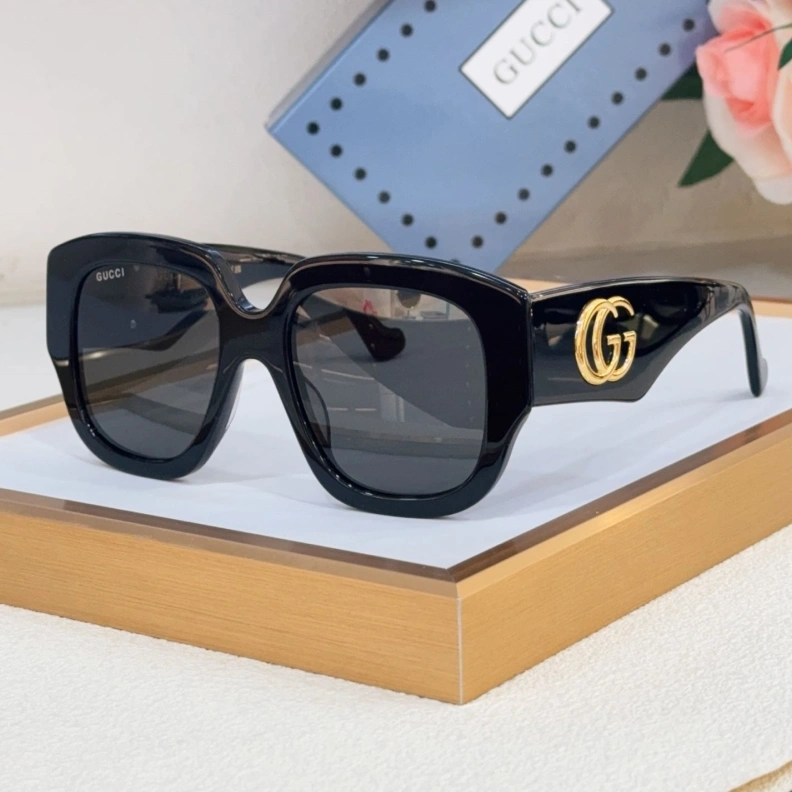 Resilient Gxccx Sunglasses 252103