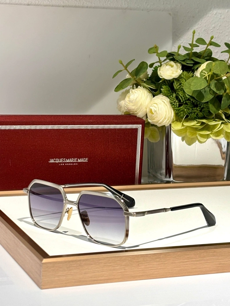 Othxr Sunglasses EyeCatching 253978