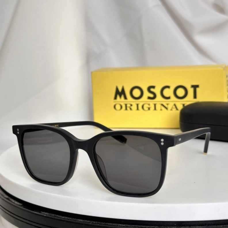 WellDesigned Othxr Sunglasses 253915