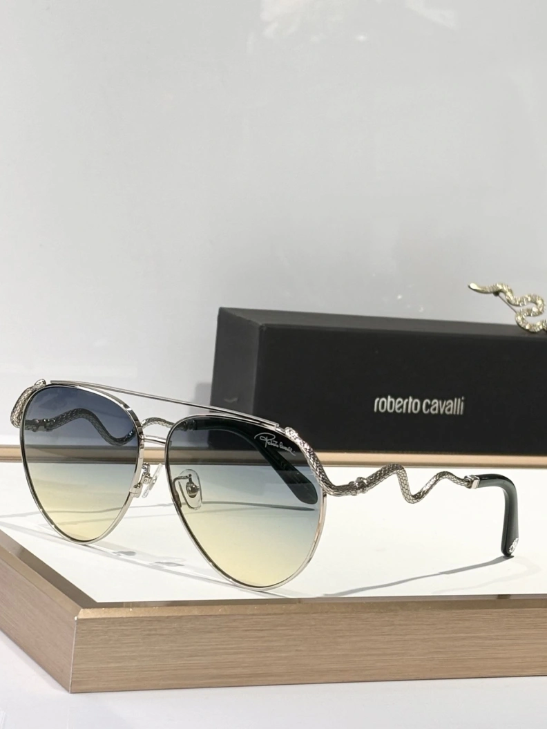 EyeCatching Othxr Sunglasses 253910