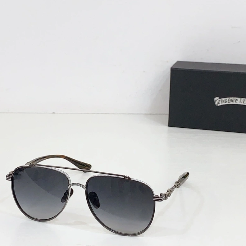 Chrxmx Hxxrts Sunglasses Compact 251240