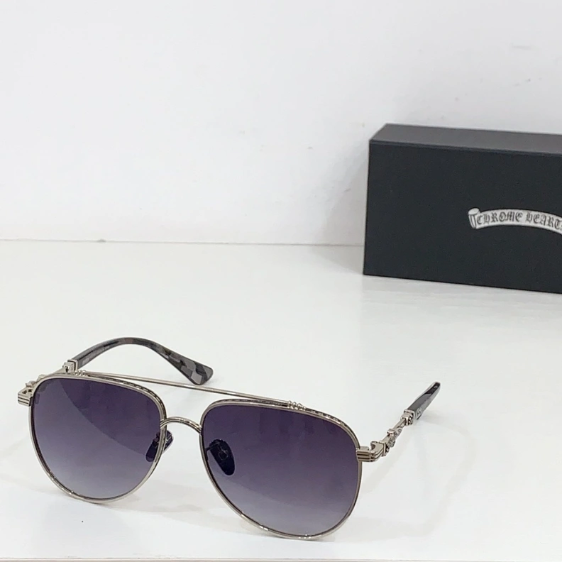 Chrxmx Hxxrts Sunglasses Compact 251240