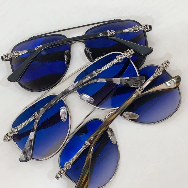 Chrxmx Hxxrts Sunglasses Compact 251240