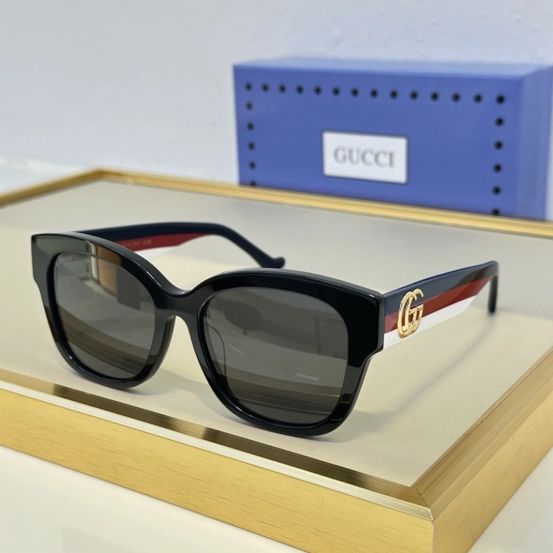 Gxccx Sunglasses Resilient 252081