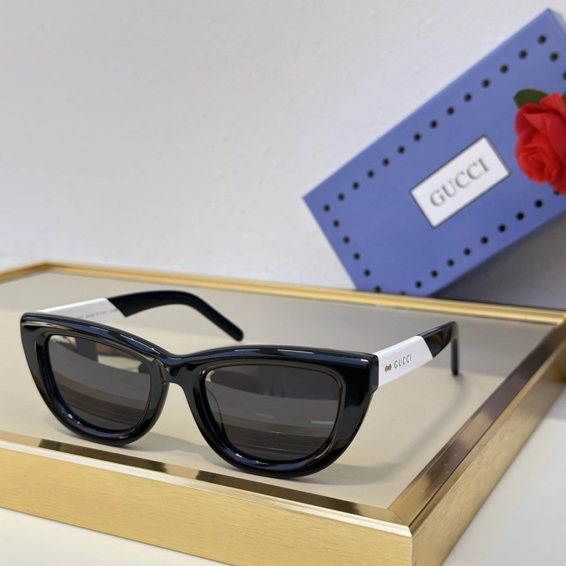 Gxccx Sunglasses Timeless 252058