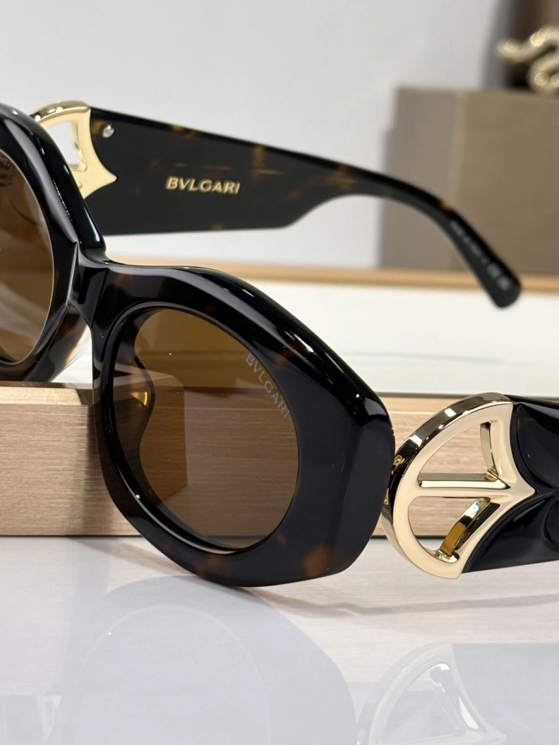 Trendsetting Othxr Sunglasses 253890