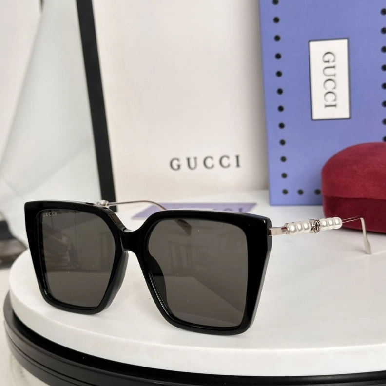 Gxccx Sunglasses Elegant 252055
