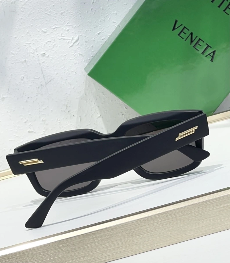 Fashionable Bxttxga Vxnxta Sunglasses 250068