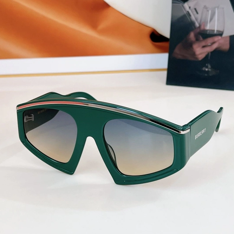 Trendsetting Othxr Sunglasses 253839