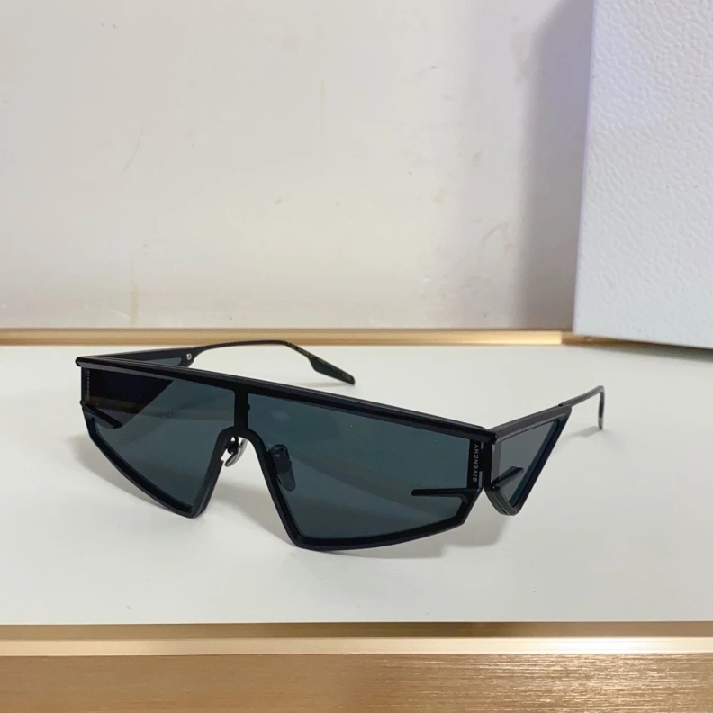 Elegant Othxr Sunglasses 253825