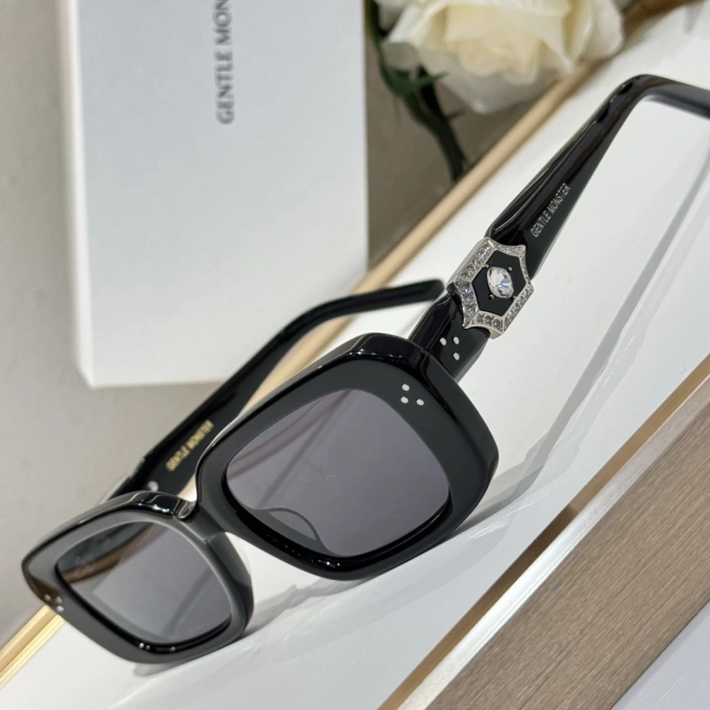 Sophisticated Othxr Sunglasses 253809